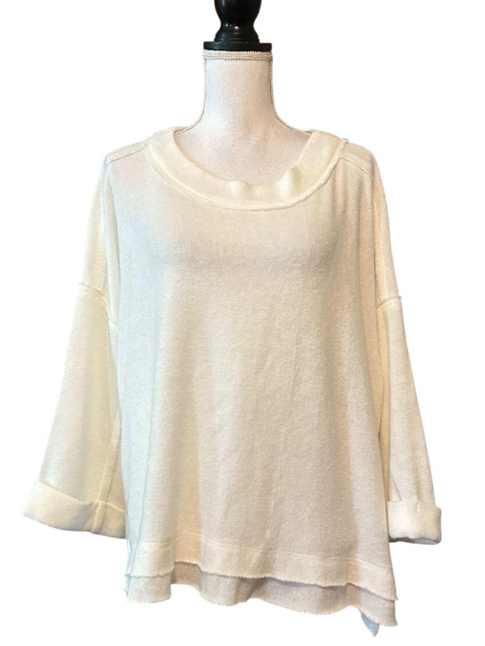 Kye Mi Loose Fit Relaxed Boho Frayed Edges Sweater SZ Large in Ivory - Picture 4 of 9